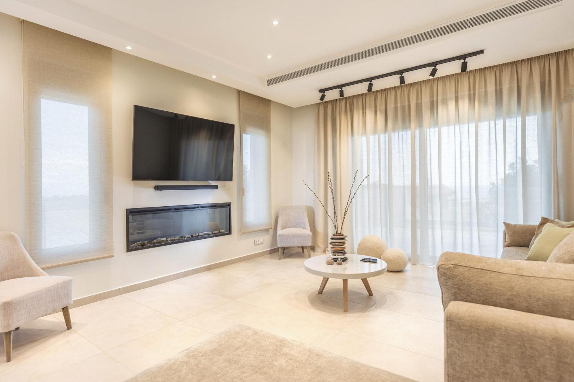 Mamfredas Luxury Vila *